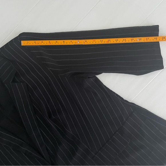 NYCC Black Pinstriped Women's Blazer One Button Closure, Women’s 3X - Picture 15 of 16
